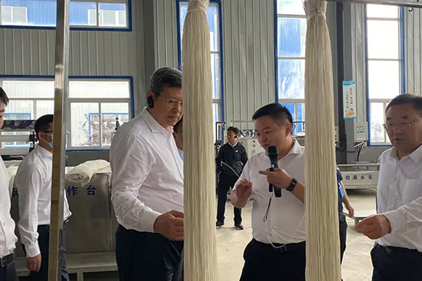 内蒙古自治区党委常委、通辽市委书记孟宪东携考察团到一诺环境考察指导 内蒙古自治区党委常委、通辽市委书记孟宪东携考察团到一诺环境考察指导